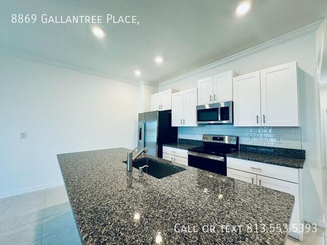 Photo - 8869 Gallantree Pl House