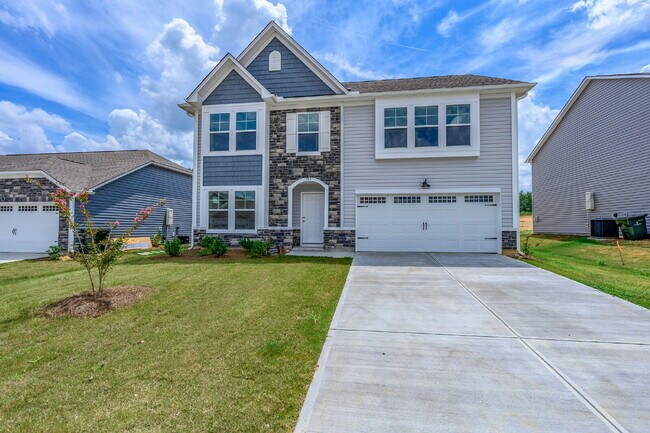Building Photo - Elegant 4 Bedroom, 2 Bathroom Home with Modern Finishes & Open-Concept Living $2,150/mo rent