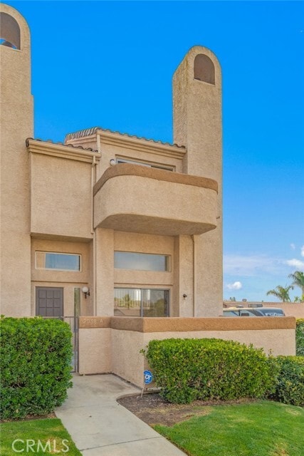 Building Photo - 2038 S Bon View Ave