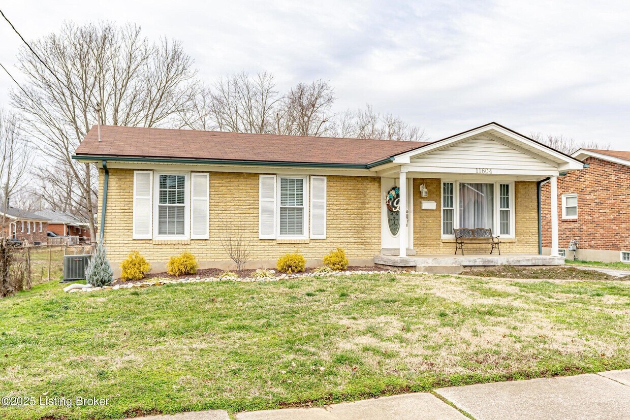 Foto principal - 11604 Leemont Dr