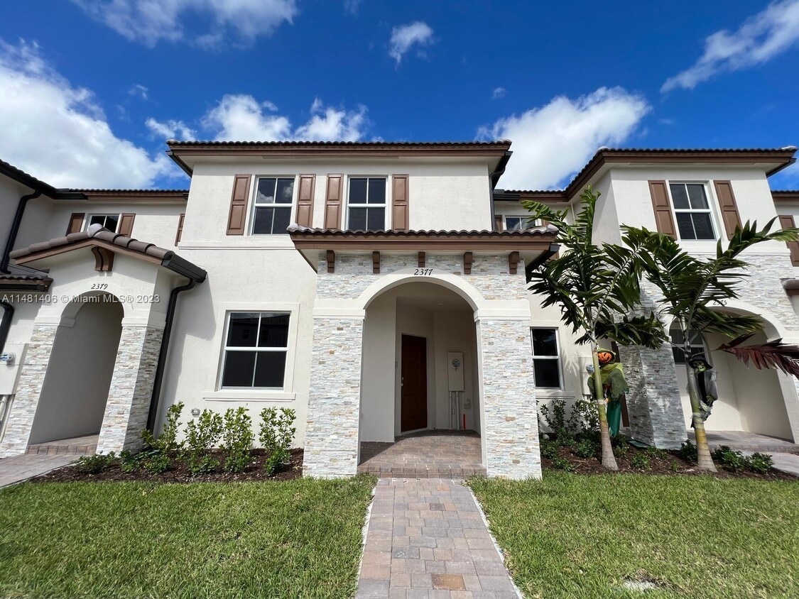 2377 NW 122nd Ter, Westview, FL 33167 Townhome Rentals in Westview FL