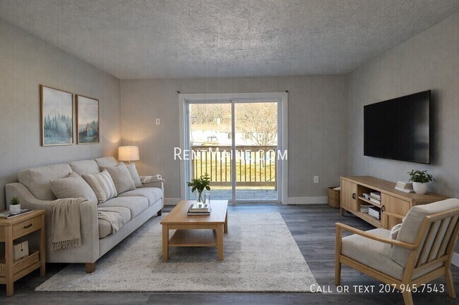 Building Photo - 8 Hillside Ln