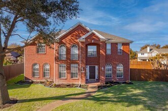 Building Photo - 5021 Goldenrod Dr