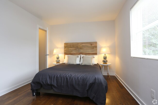 Interior Photo - Dwell at Hollywood