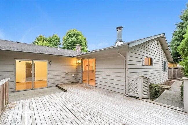 Foto del edificio - 3 br, 2 bath House - 5417 133rd St SE