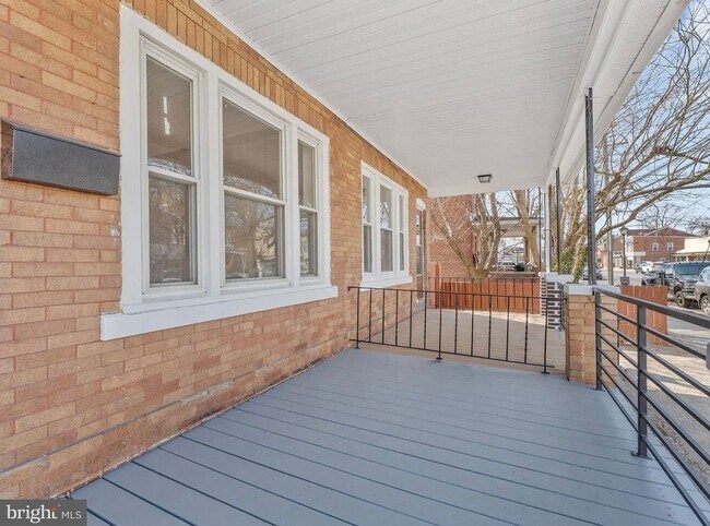 Foto del edificio - Charming 3BR House in Trenton