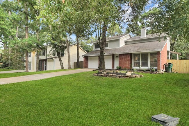 Building Photo - 3214 Holly Green Dr