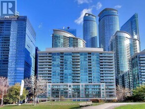 Building Photo - 51 Lower Simcoe St