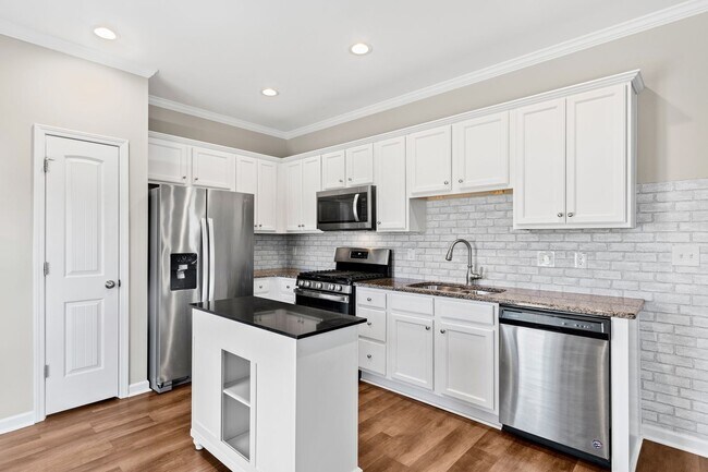 Foto del edificio - A Charming Ranch style home in Academy Point - minutes to downtown Clayton!
