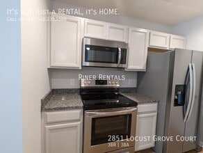 Building Photo - 2851 Locust Grv Ct