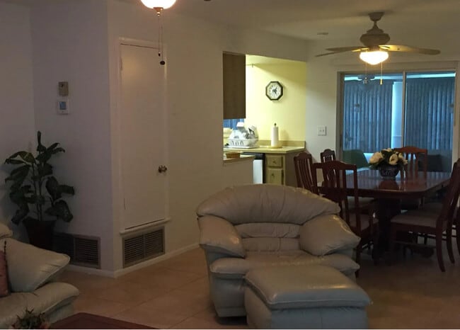 Foto del edificio - 6232 Morning Ave