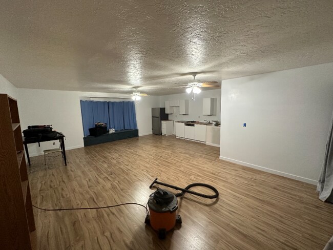 Foto del edificio - 819 W 2300 N