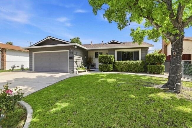 Foto del edificio - 1714 Woodridge Way