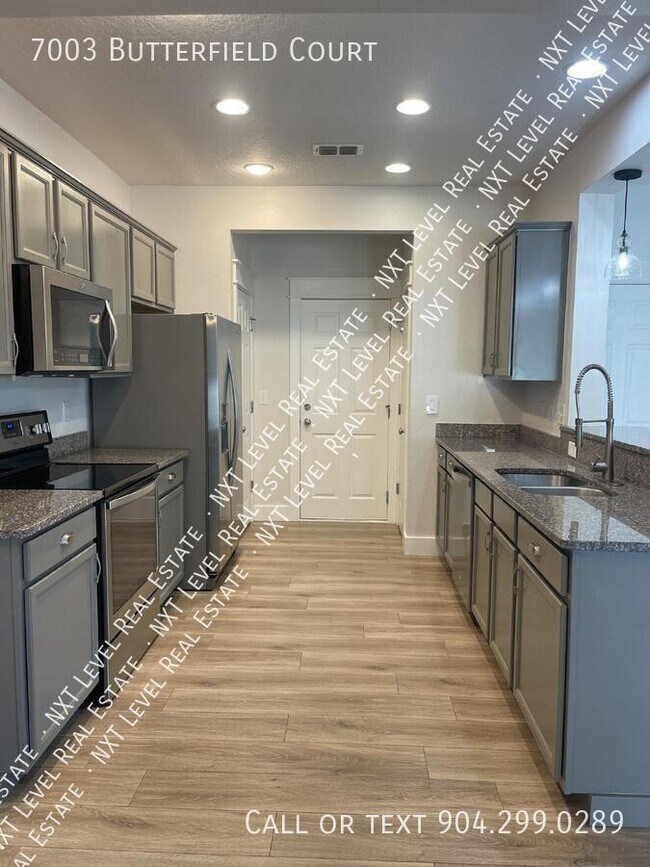 Foto del edificio - 7003 Butterfield Ct