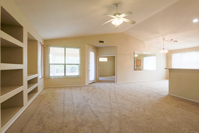 Foto del edificio - 20695 N 94th Dr