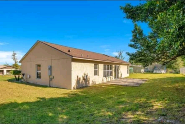 Foto del edificio - 1373 Bailey Ave