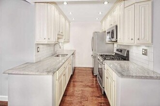 Building Photo - 420 Jefferson St