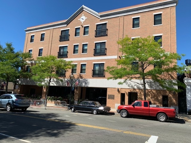bldg - 411 Main St