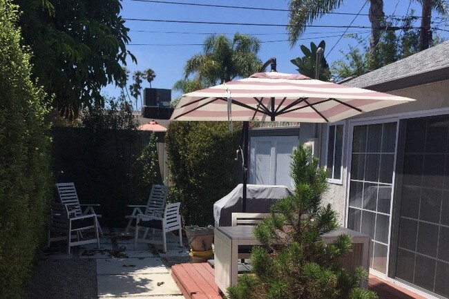 Building Photo - 2329 Clark Ave