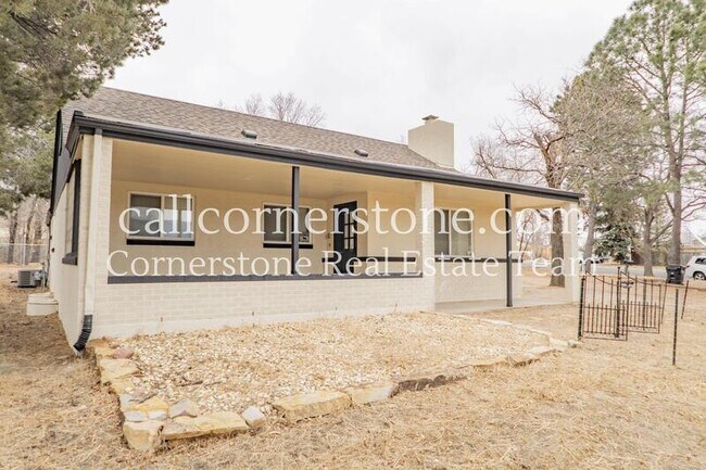 Building Photo - 1410 Columbine Rd