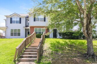 Building Photo - 206 Odyssey Turn NW