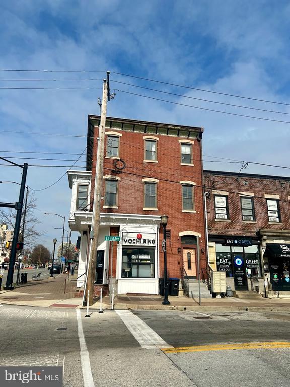 Building Photo - 101 Fayette St