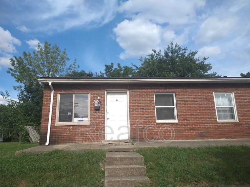 Primary Photo - 210 S Wayne Ave