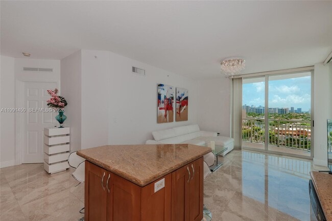 Building Photo - 1755 E Hallandale Beach Blvd