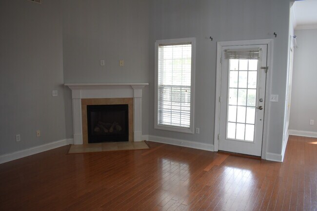 Building Photo - 1309 Wakefield Ct