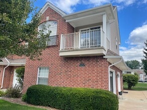 Building Photo - 54246 E Annsbury Cir