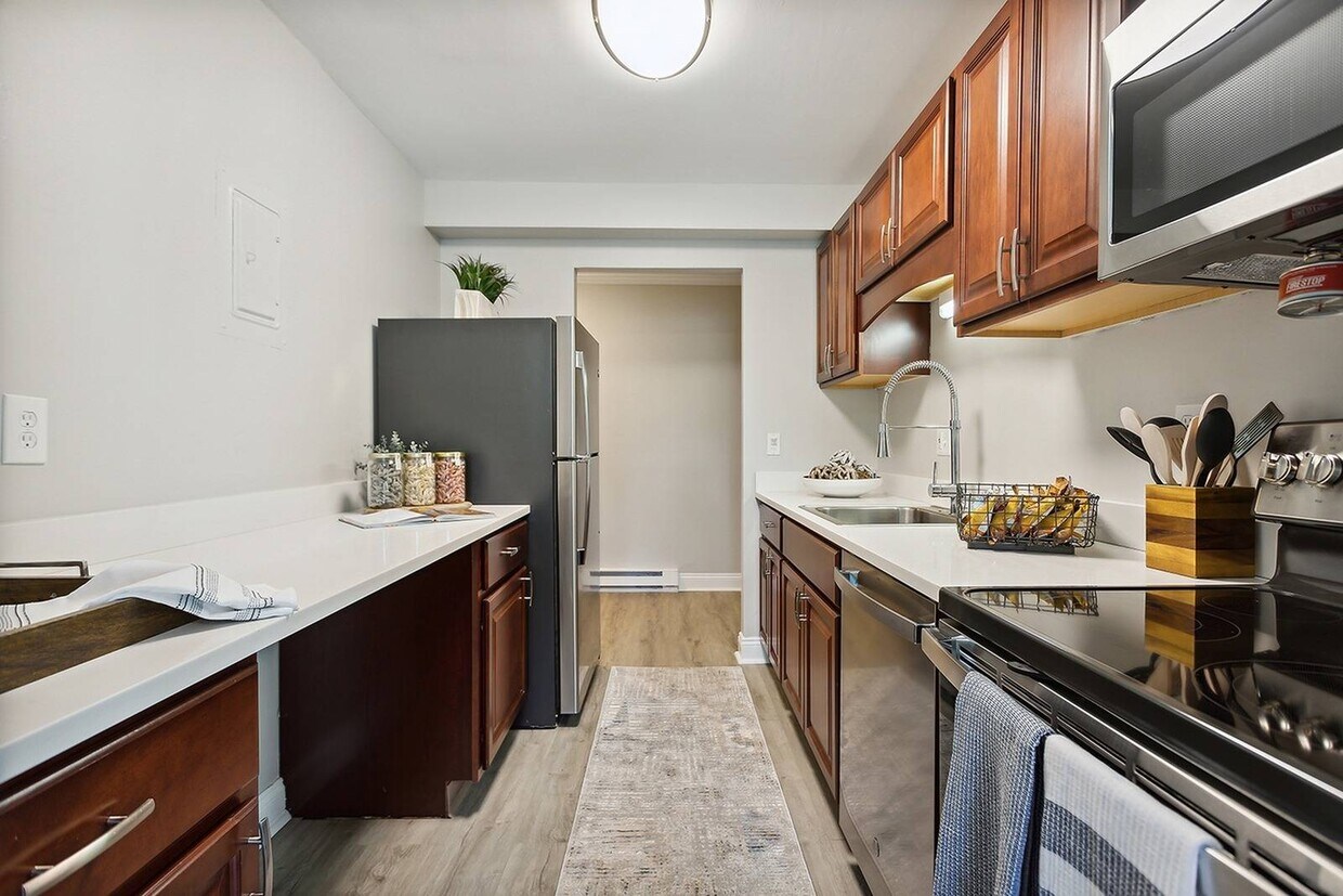 ReNew Danbury Apartments in Danbury, CT