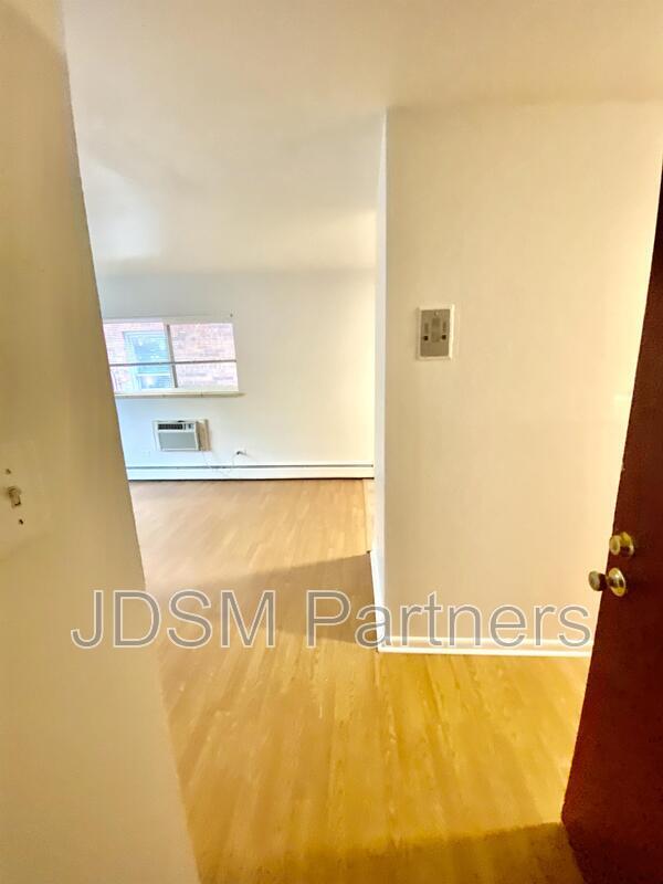 Foto del edificio - 1415 N Pearl St