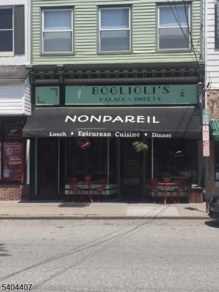 Building Photo - 249 Water St