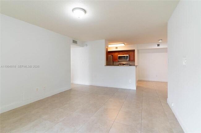 Foto del edificio - 875 Riverside Dr