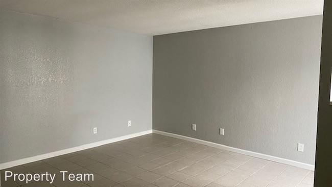 Foto del edificio - 2523-2529 Glen Ave