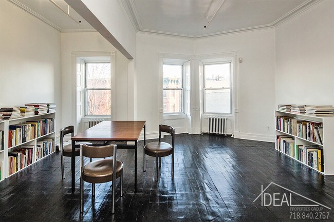 Building Photo - 61 Hancock Street #TownhouseR