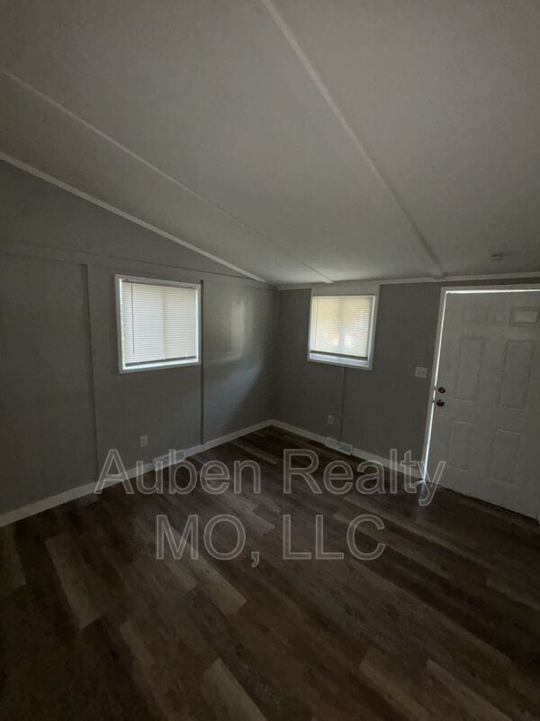 Foto del edificio - 1300 S Appleton Ave