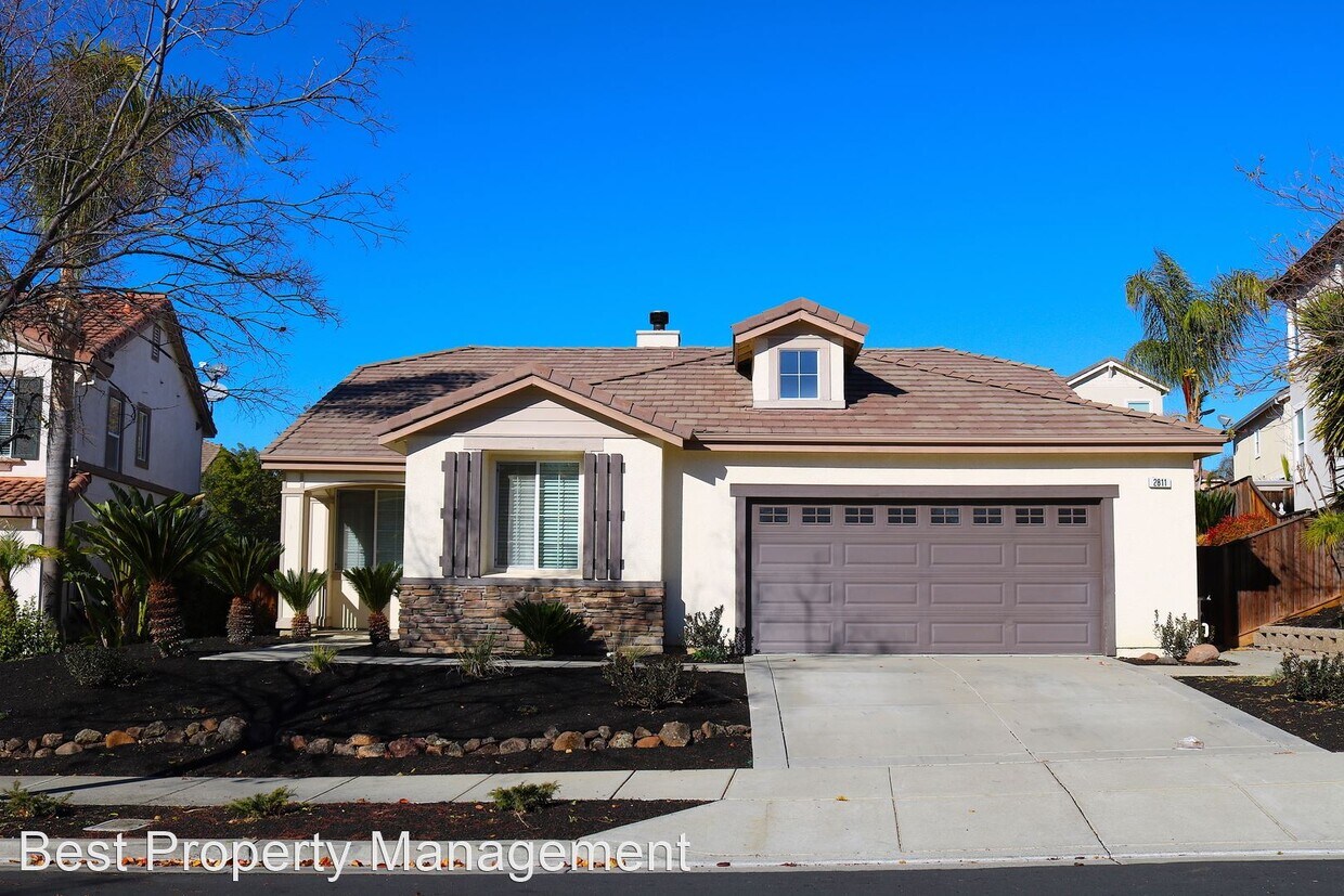 Primary Photo - 4 br, 3 bath House - 2811 Abbeydale Ct