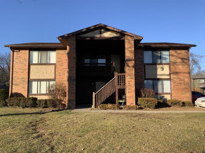 Primary Photo - 21-E Yorkshire Ln