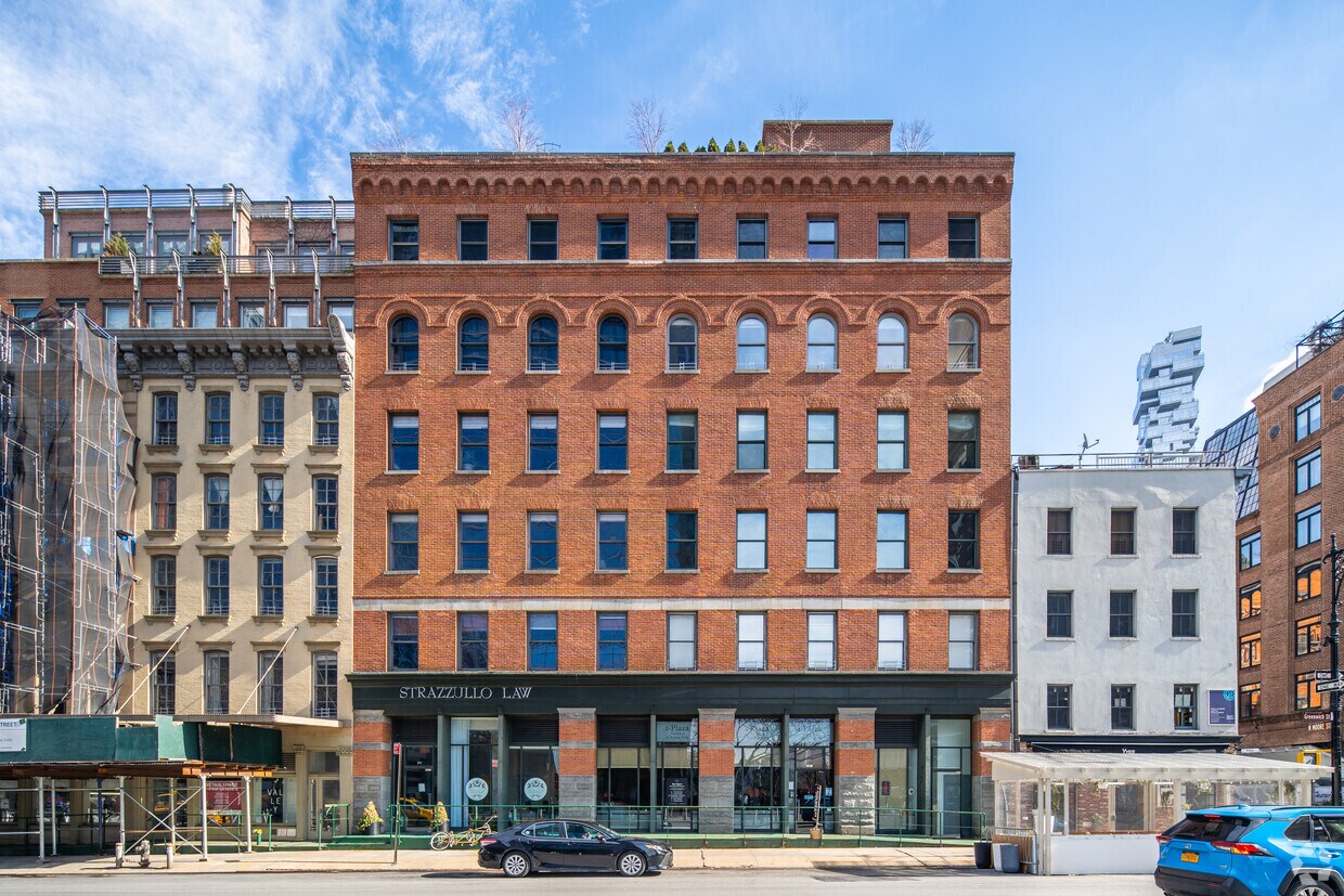 Primary Photo - 387-397 Greenwich St