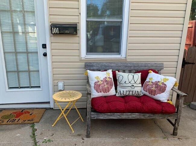 Foto del edificio - 1103 Jefferson St