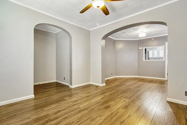 Living Room - 700 Hopkins St