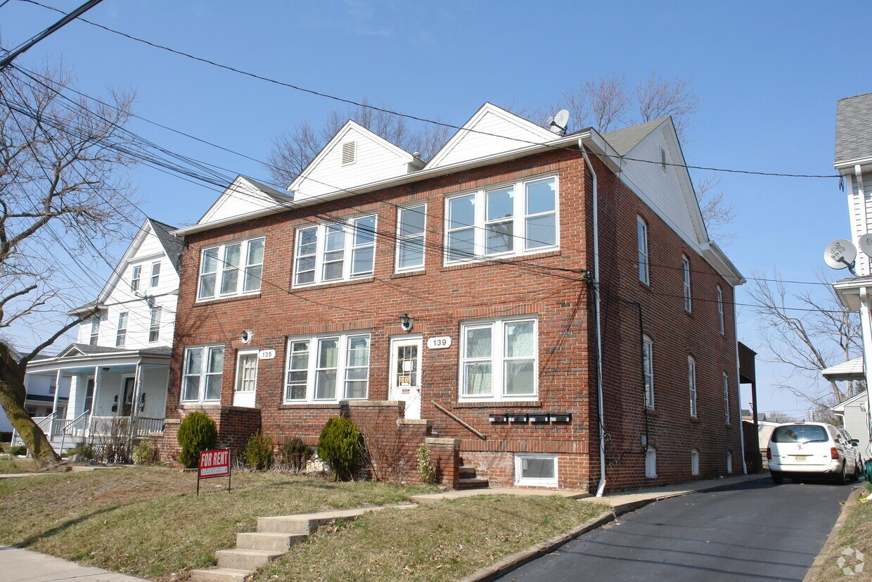 135139 E Cliff St, Somerville, NJ 08876 Apartments in Somerville, NJ
