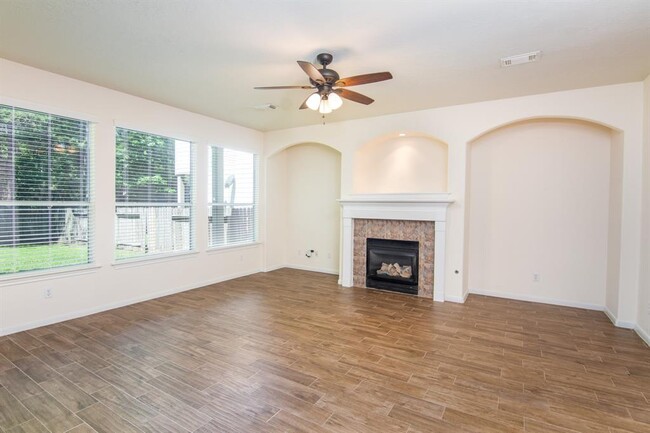Foto del edificio - 147 Ledgestone Pl