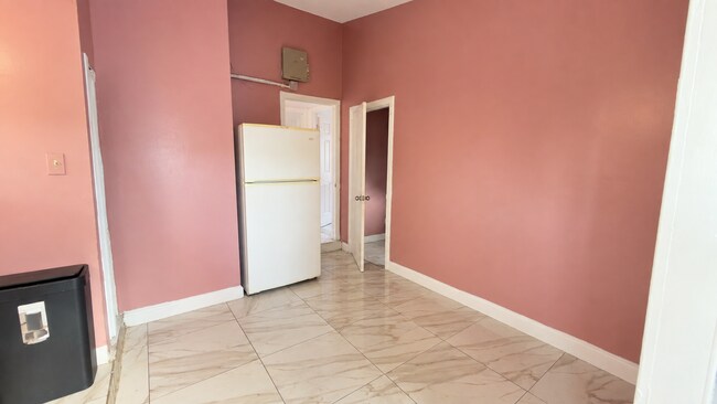 Foto del edificio - 5381 NW 12th St
