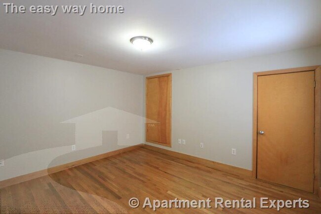 Foto del edificio - 132 Columbia St