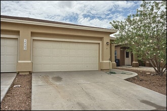 Building Photo - 14302 Pancho Gonzalez Ct