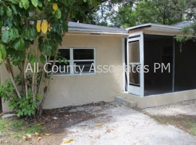 Building Photo - 5902 Missouri Ave