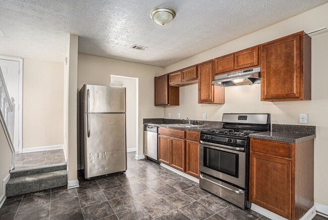 Foto del edificio - 3 bdrm, 2.5 bath in Decatur