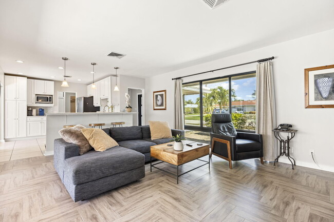 Foto del edificio - 229 Fairway W
